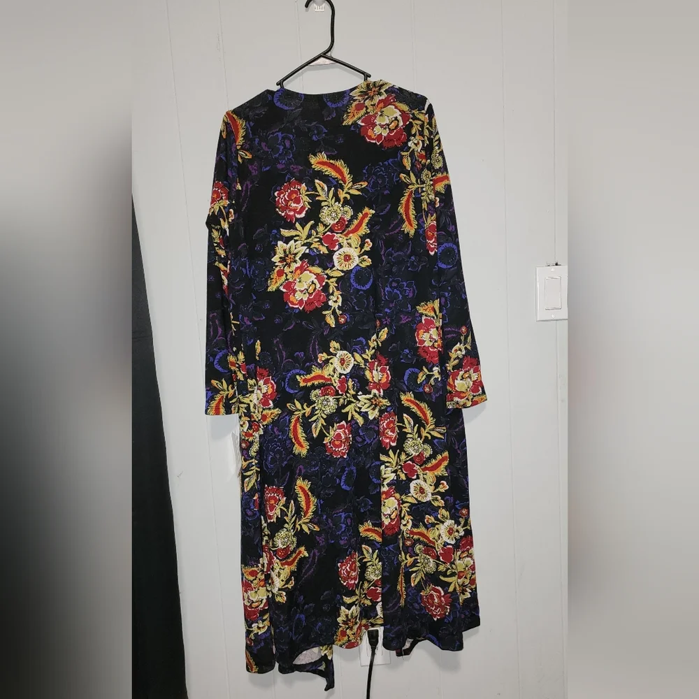 LuLaRoe NWT Gorgeous Floral Duster - Picture 9 of 14